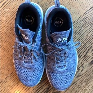 APL Lululemon Techloom Pro shoes 7.5